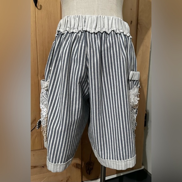 NEW Blue Denim Ticking Crochet and Lace Pocket Shorts - Picture 4 of 5